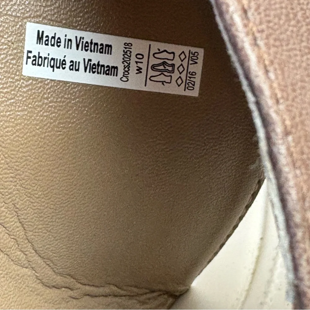 CROCS Leigh II Brown and Yellow Wedge Sandals size 10